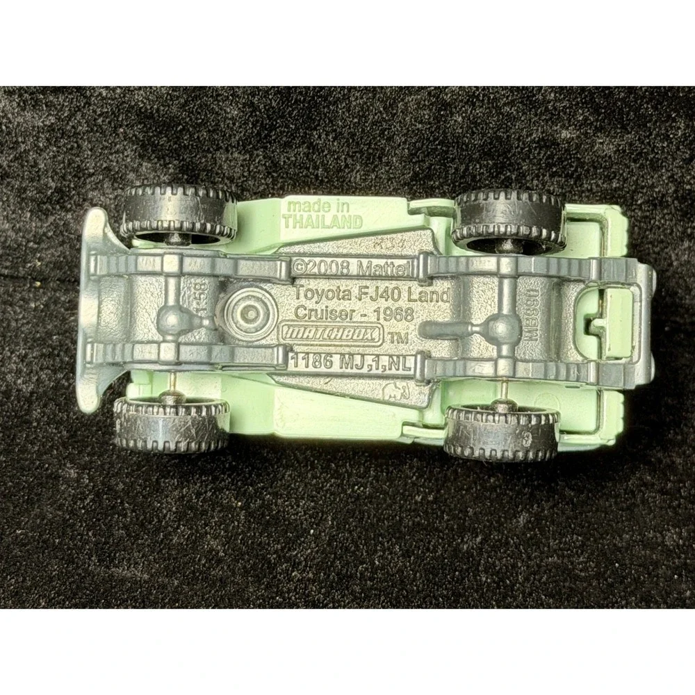 Toyota FJ40 Land Cruiser 1968-National Parks Wildlife Refuge 68, Matchbox 2008